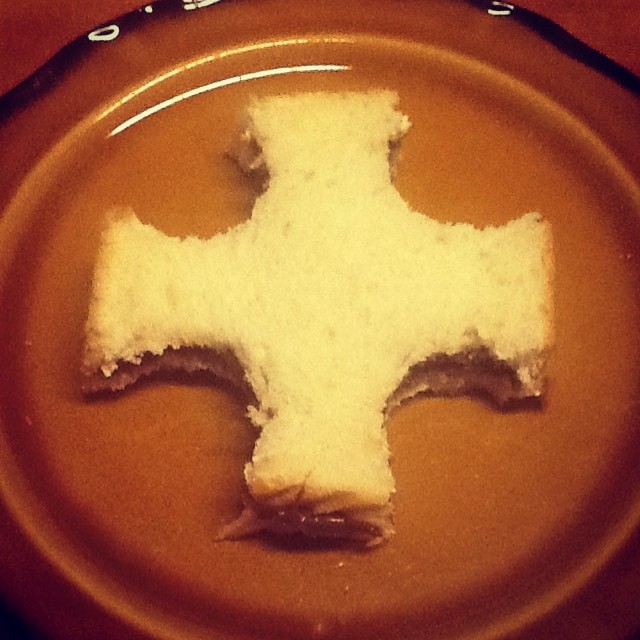 Nadałem sobie #krzyż jedzących I klasy #tost #nutella #śniadanie #breakfast #foodporn